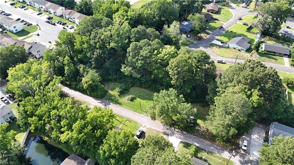 2610 Elkhart Street, Chesapeake, VA 23323