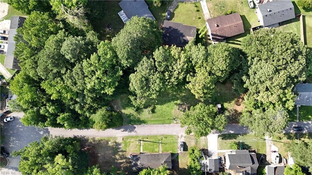 2610 Elkhart Street, Chesapeake, VA 23323
