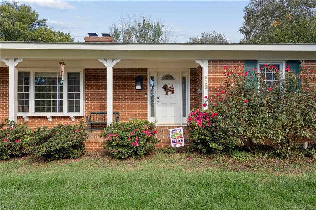 618 Haystack Landing Road, Newport News, VA 23602