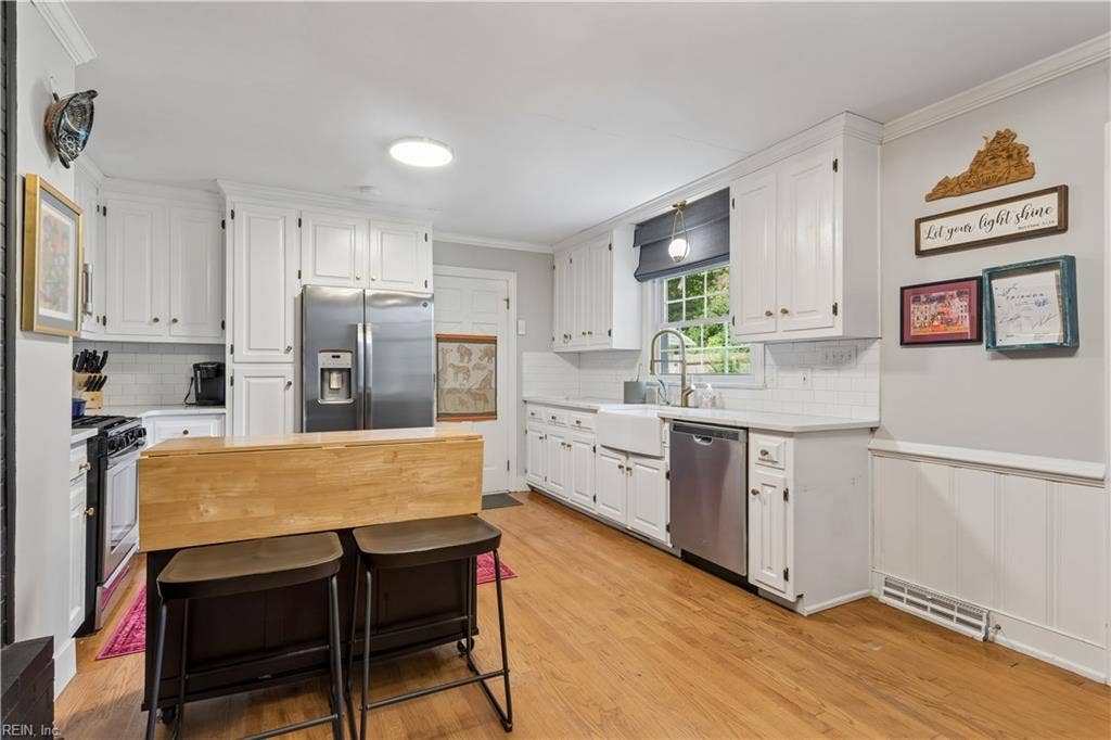 618 Haystack Landing Road, Newport News, VA 23602