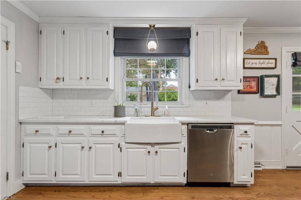 618 Haystack Landing Road, Newport News, VA 23602