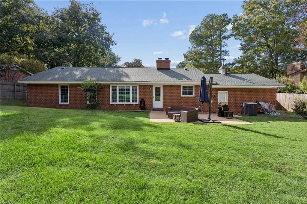 618 Haystack Landing Road, Newport News, VA 23602