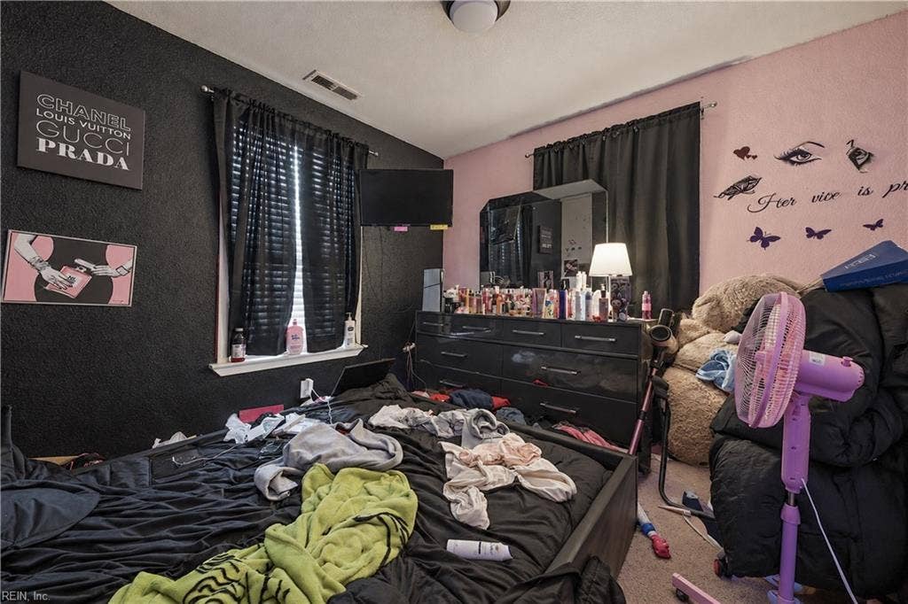 2104 Chestnut Street, Portsmouth, VA 23704