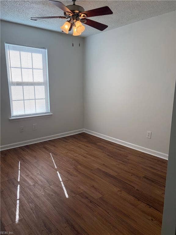 159 N Hall Way, Newport News, VA 23608 159 N Hall Way, Newport News, VA 23608