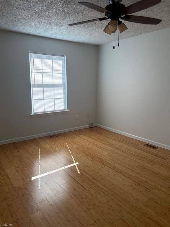 159 N Hall Way, Newport News, VA 23608 159 N Hall Way, Newport News, VA 23608