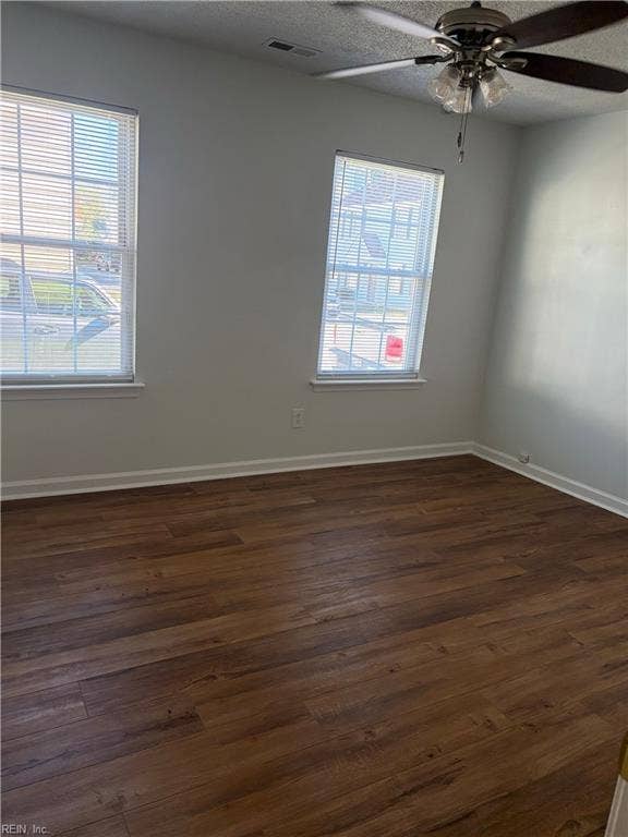 159 N Hall Way, Newport News, VA 23608 159 N Hall Way, Newport News, VA 23608