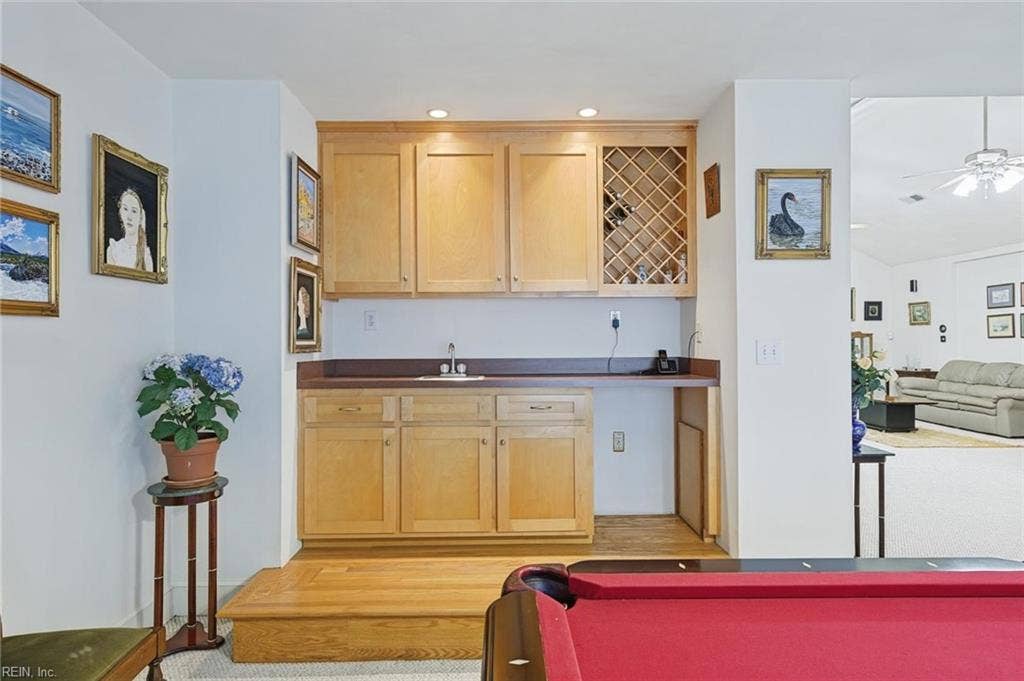 214 Sir Oliver Road, Norfolk, VA 23505