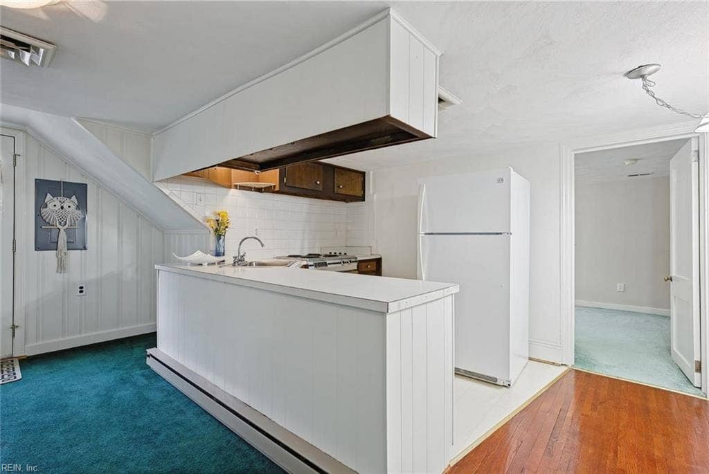 214 Sir Oliver Road, Norfolk, VA 23505