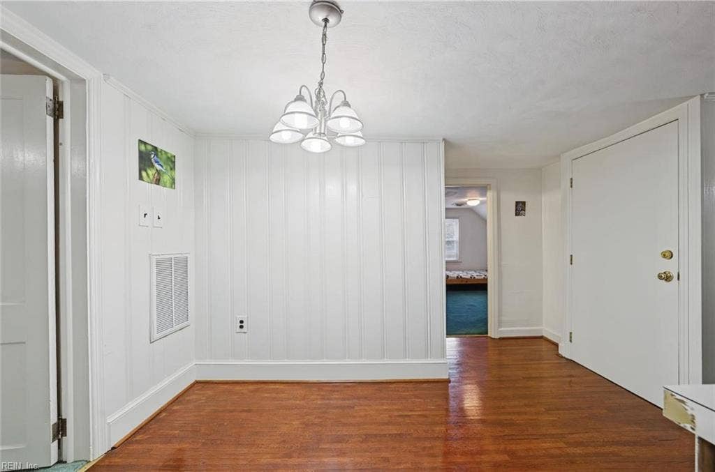 214 Sir Oliver Road, Norfolk, VA 23505