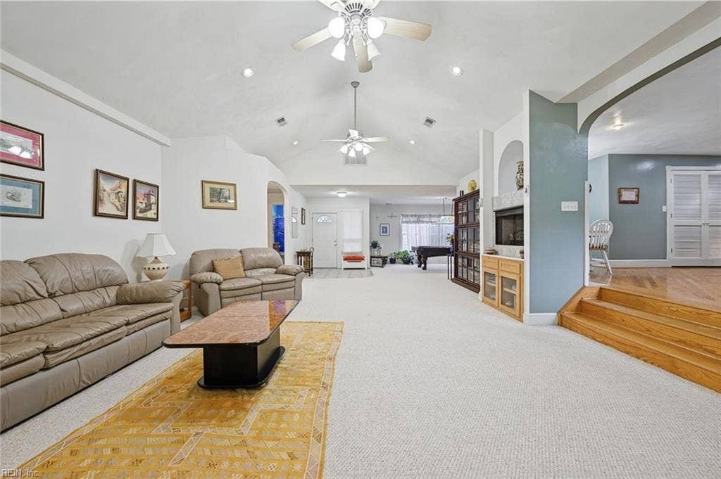 214 Sir Oliver Road, Norfolk, VA 23505