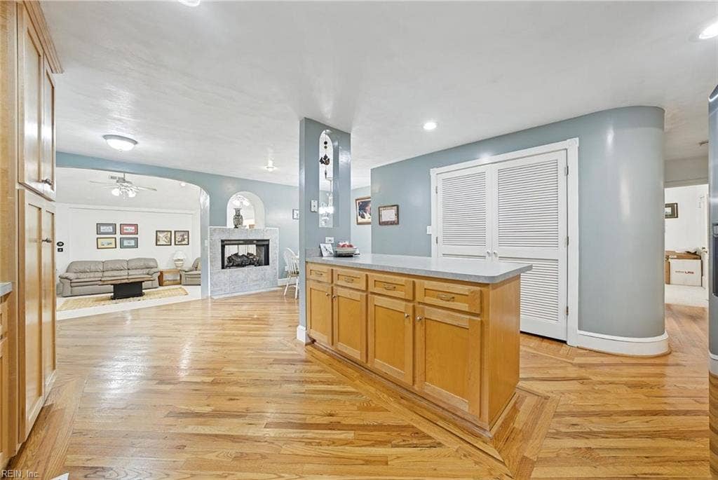 214 Sir Oliver Road, Norfolk, VA 23505