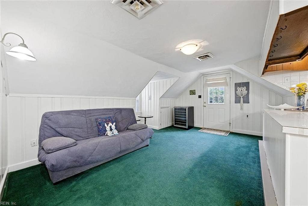 214 Sir Oliver Road, Norfolk, VA 23505