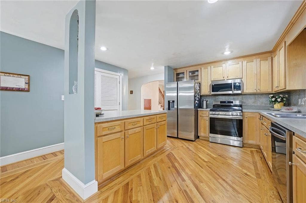 214 Sir Oliver Road, Norfolk, VA 23505