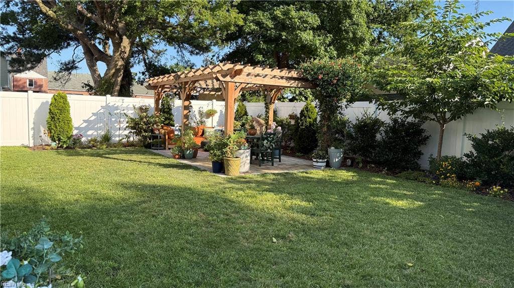 136 Filbert Street, Norfolk, VA 23505 136 Filbert Street, Norfolk, VA 23505