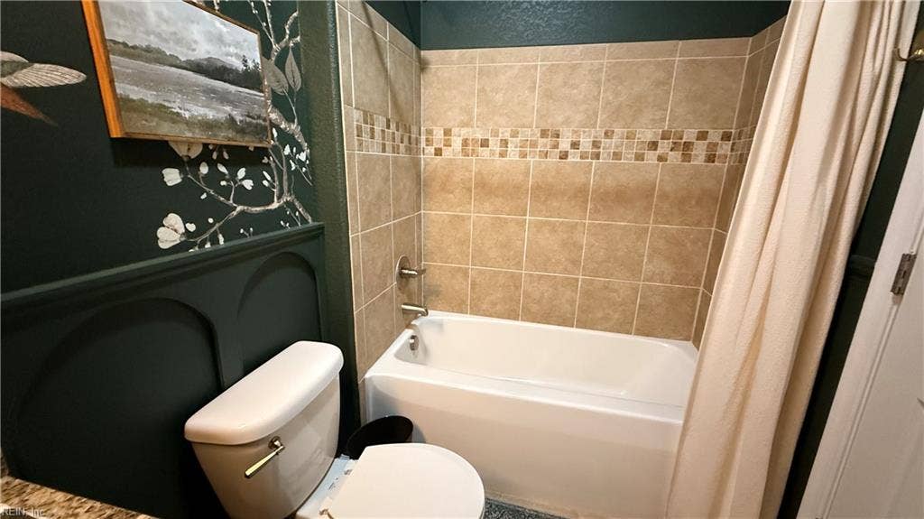 136 Filbert Street, Norfolk, VA 23505 136 Filbert Street, Norfolk, VA 23505