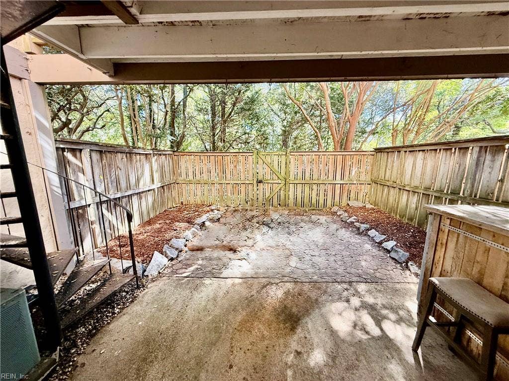 2306 Kingbird Lane, Virginia Beach, VA 23455
