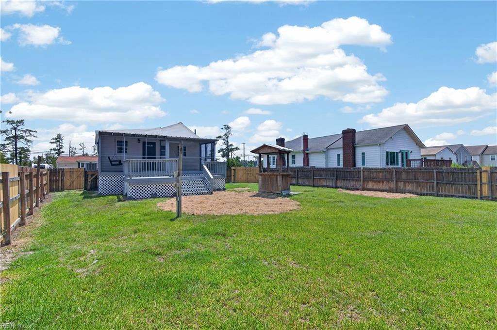 45 Messick Road, Poquoson, VA 23662 45 Messick Road, Poquoson, VA 23662