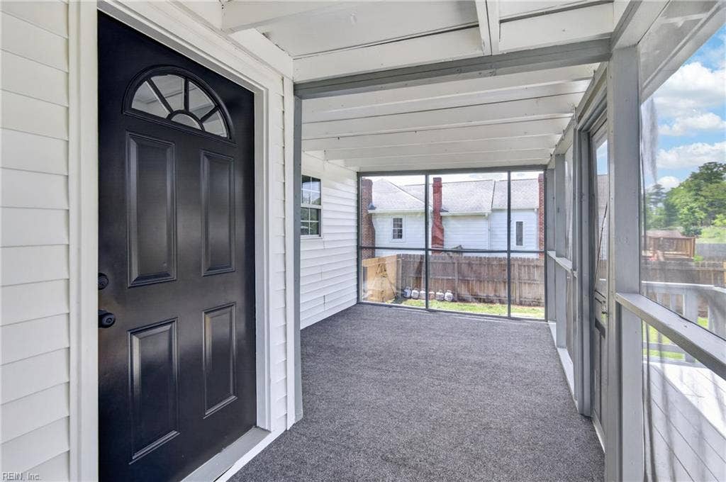 45 Messick Road, Poquoson, VA 23662 45 Messick Road, Poquoson, VA 23662