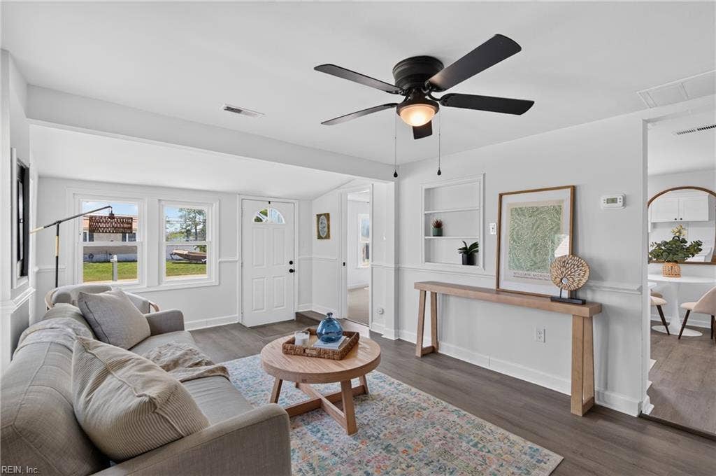 45 Messick Road, Poquoson, VA 23662 45 Messick Road, Poquoson, VA 23662
