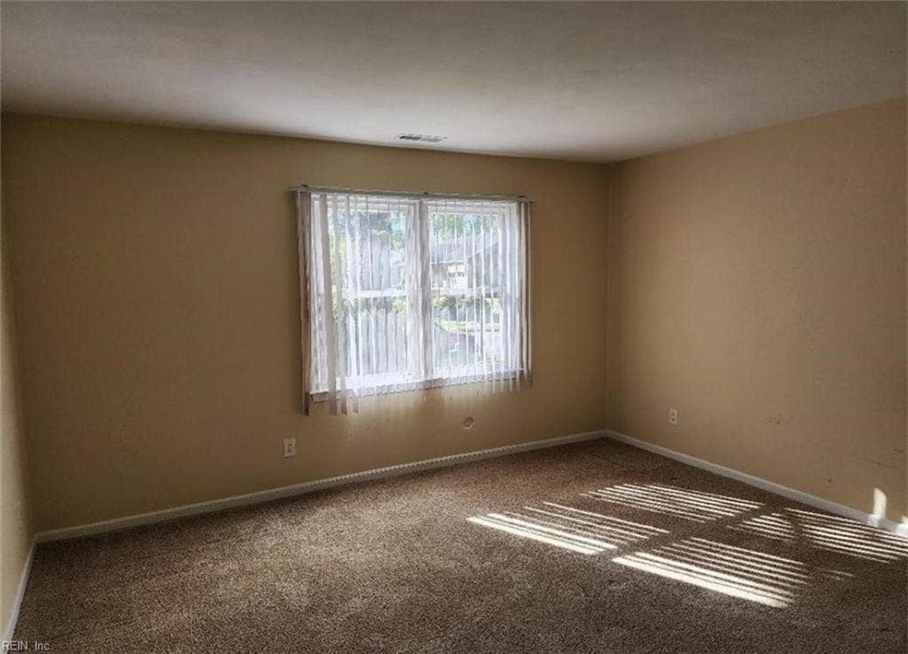 537 Mossycup Drive, Virginia Beach, VA 23462 537 Mossycup Drive, Virginia Beach, VA 23462