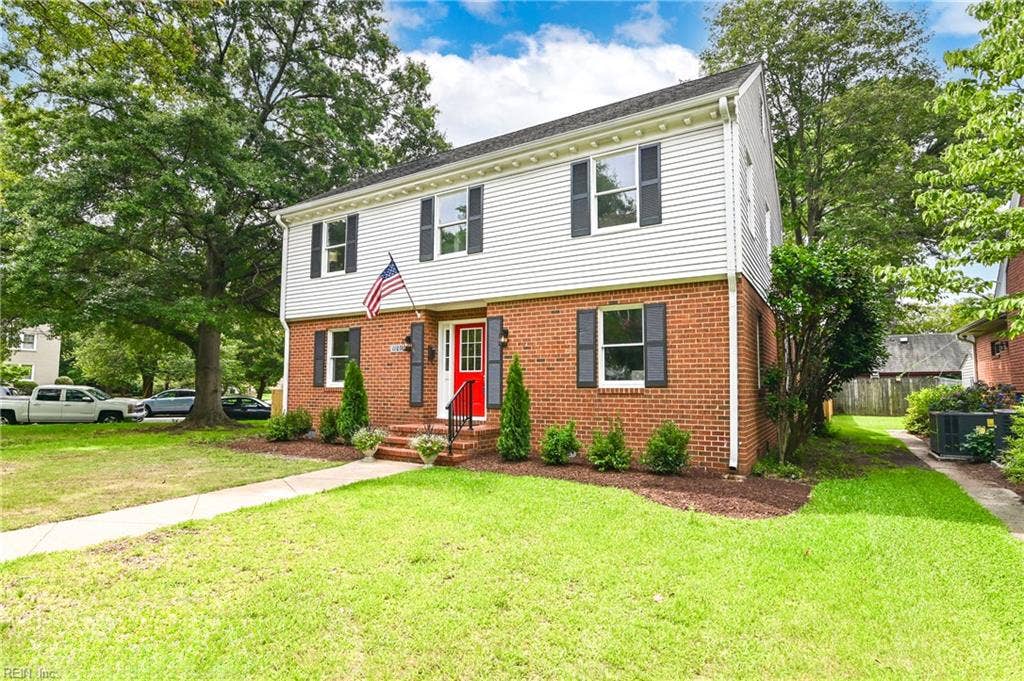 Welcome home to Larchmont  and 1109 Buckingham Ave.