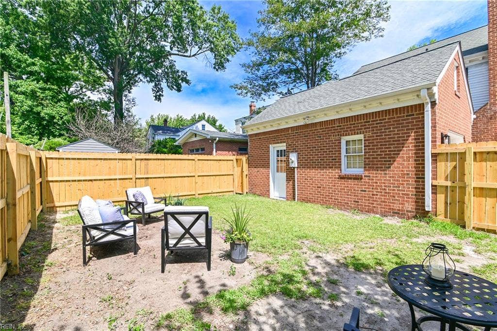 1109 Buckingham Avenue, Larchmont, Norfolk, VA 23508