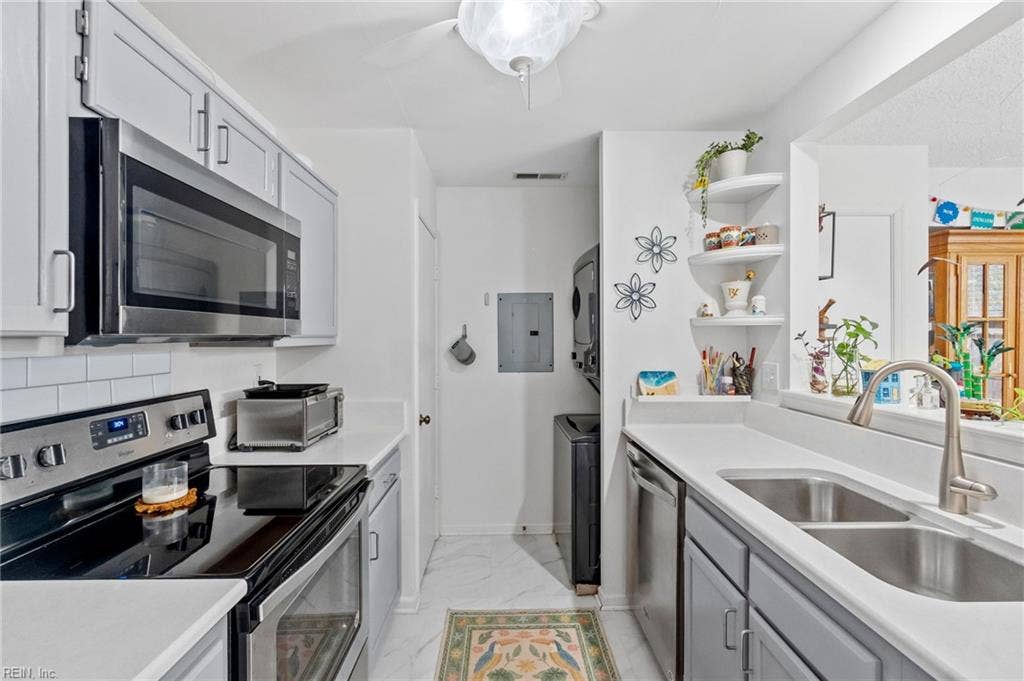 4620 Shallowford Circle, Virginia Beach, VA 23462 4620 Shallowford Circle, Virginia Beach, VA 23462
