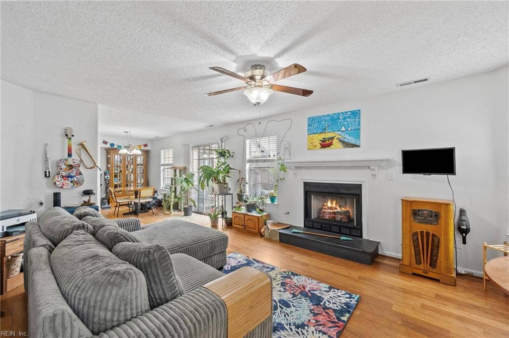 4620 Shallowford Circle, Virginia Beach, VA 23462 4620 Shallowford Circle, Virginia Beach, VA 23462