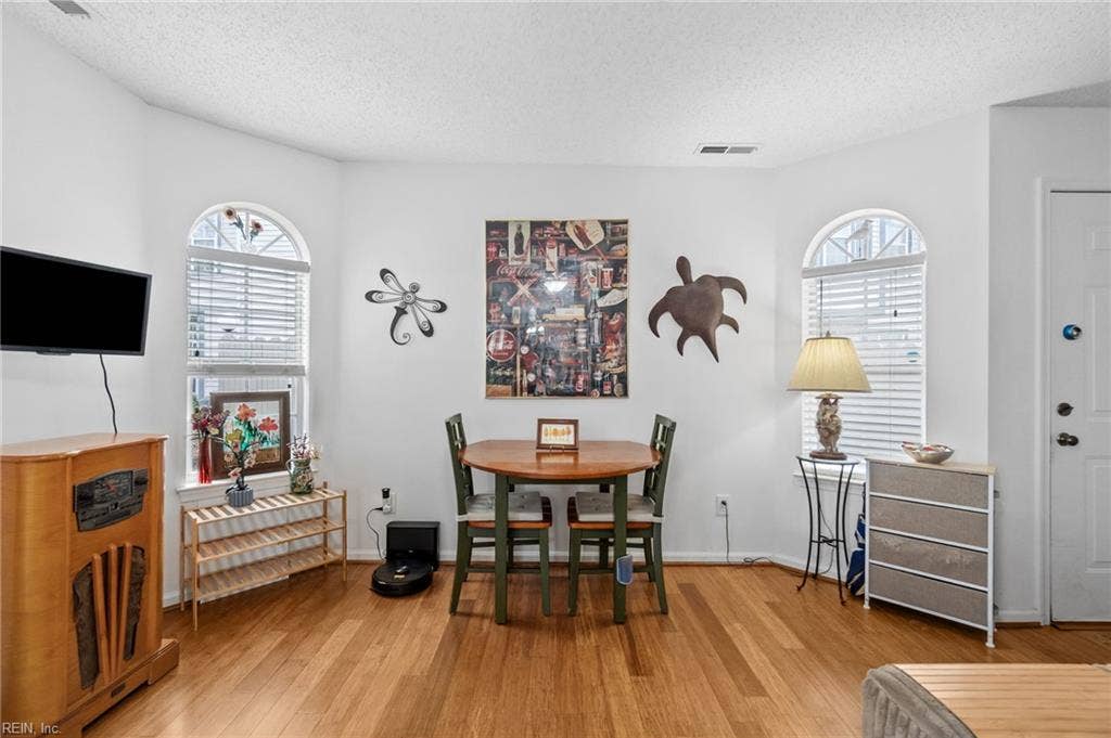 4620 Shallowford Circle, Virginia Beach, VA 23462 4620 Shallowford Circle, Virginia Beach, VA 23462