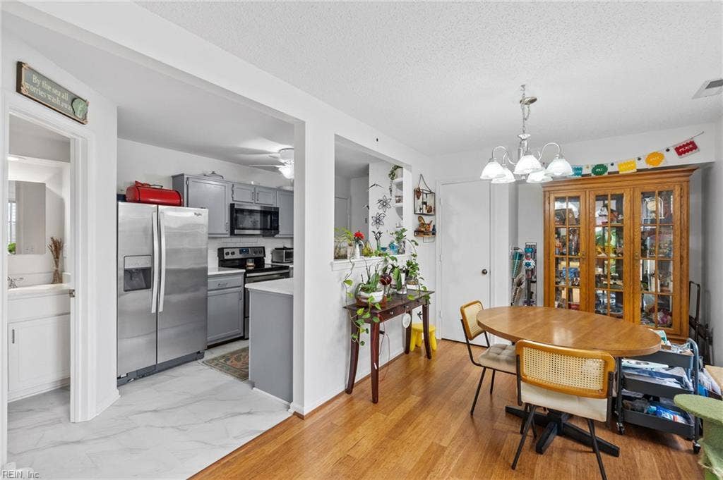 4620 Shallowford Circle, Virginia Beach, VA 23462 4620 Shallowford Circle, Virginia Beach, VA 23462