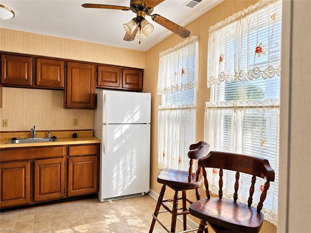 3212 CLOVER ROAD EAST Road, Timberlark Townhomes, Chesapeake, VA 23321