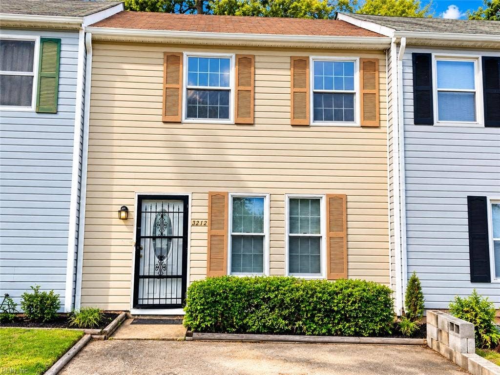 3212 CLOVER ROAD EAST Road, Timberlark Townhomes, Chesapeake, VA 23321