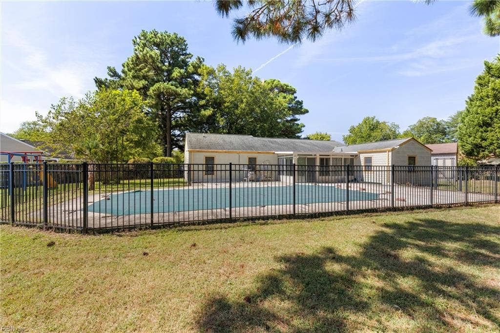 5404 Stagecoach Trail, Charlestown Lakes, Virginia Beach, VA 23464 5404 Stagecoach Trail, Charlestown Lakes, Virginia Beach, VA 23464