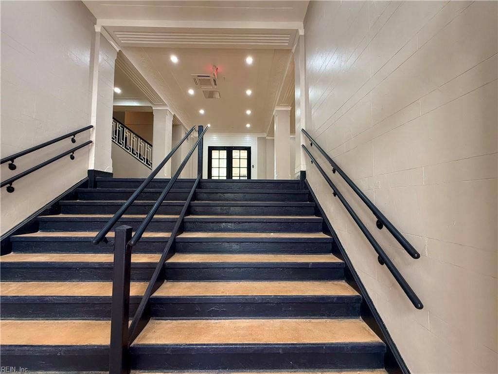 332 34th Street, #110, Newport News, VA 23607 332 34th Street, #110, Newport News, VA 23607