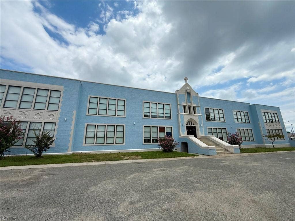 332 34th Street, #110, Newport News, VA 23607 332 34th Street, #110, Newport News, VA 23607