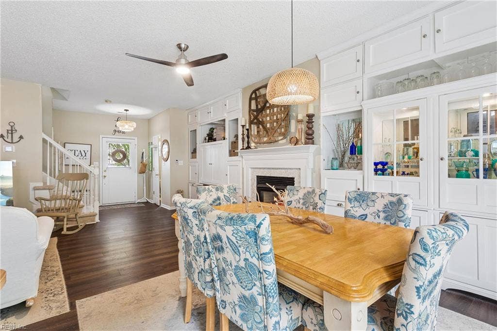 3908 Cromwell Lane, Cromwell Ridge, Williamsburg, VA 23188 3908 Cromwell Lane, Cromwell Ridge, Williamsburg, VA 23188