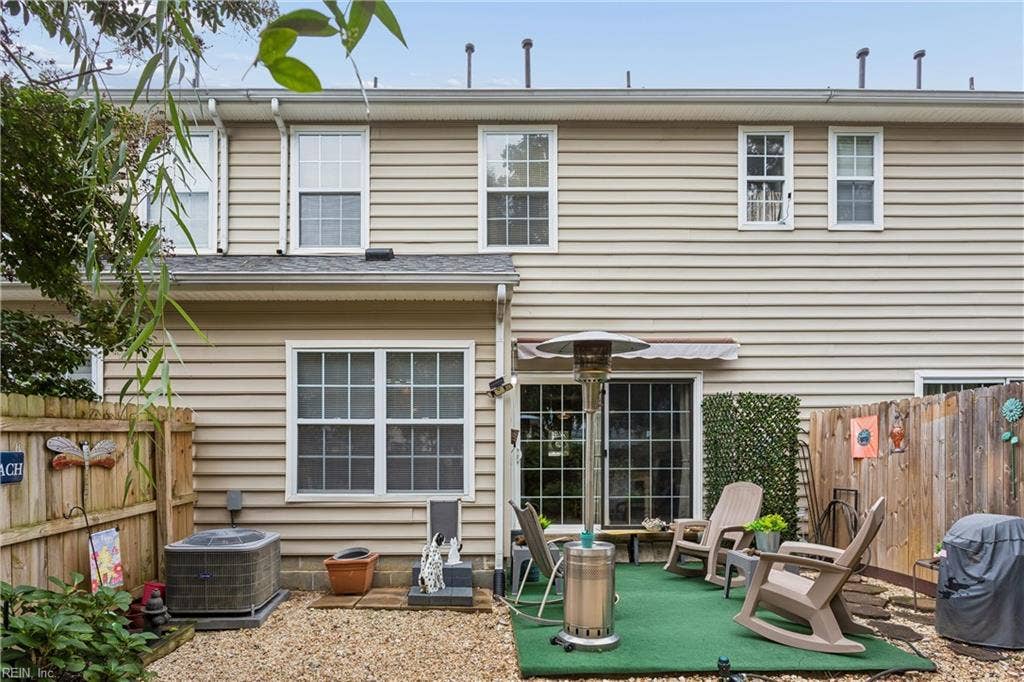 3908 Cromwell Lane, Cromwell Ridge, Williamsburg, VA 23188 3908 Cromwell Lane, Cromwell Ridge, Williamsburg, VA 23188