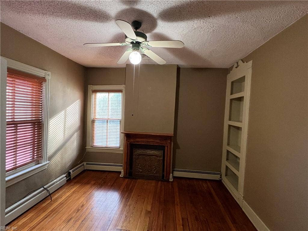 413 Washington Street, Portsmouth, VA 23704 413 Washington Street, Portsmouth, VA 23704