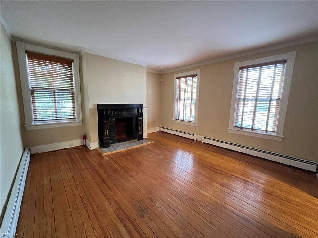 413 Washington Street, Portsmouth, VA 23704 413 Washington Street, Portsmouth, VA 23704
