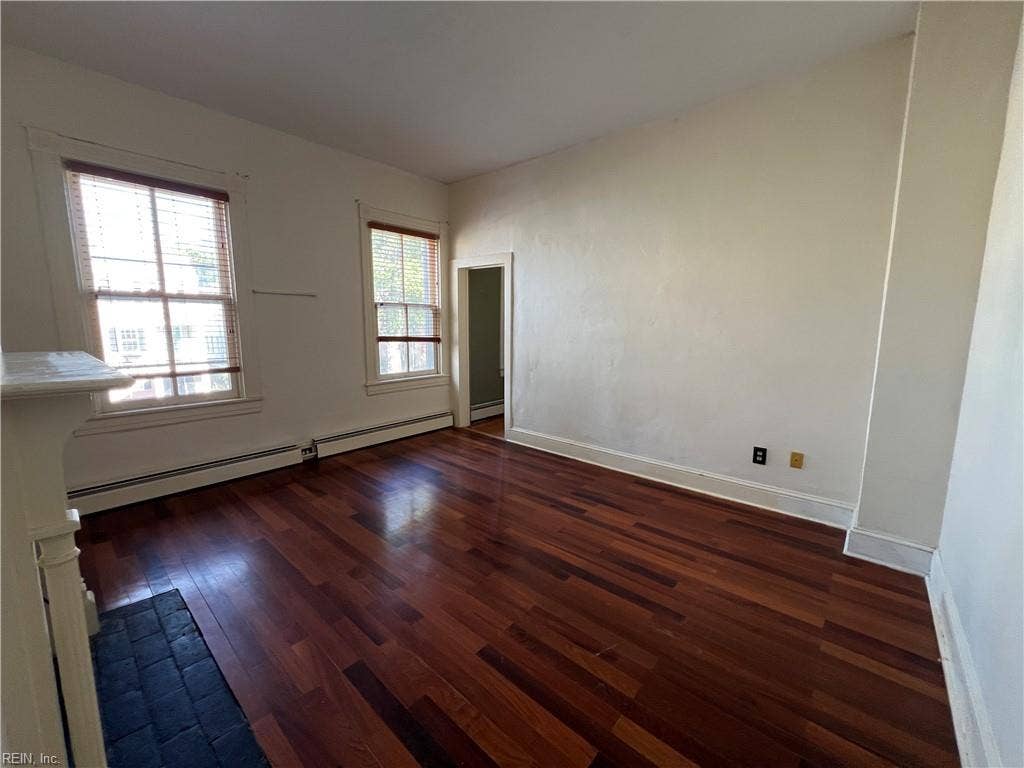 413 Washington Street, Portsmouth, VA 23704 413 Washington Street, Portsmouth, VA 23704