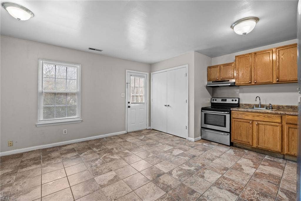 3324 Kansas Avenue, #B, Norfolk, VA 23513