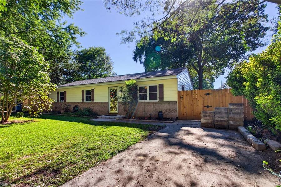 Property photo for 2121 Speedy Avenue, Chesapeake, VA