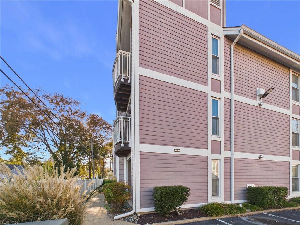 512 24th Street, #301, Virginia Beach, VA 23451