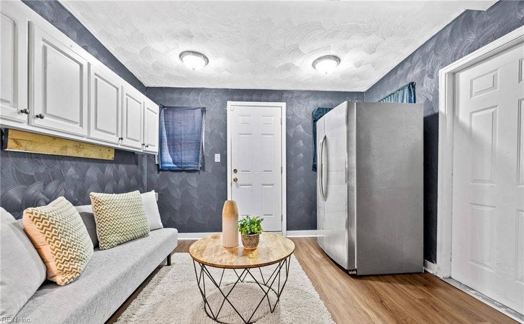 3020 Tidewater Drive, Norfolk, VA 23509 3020 Tidewater Drive, Norfolk, VA 23509