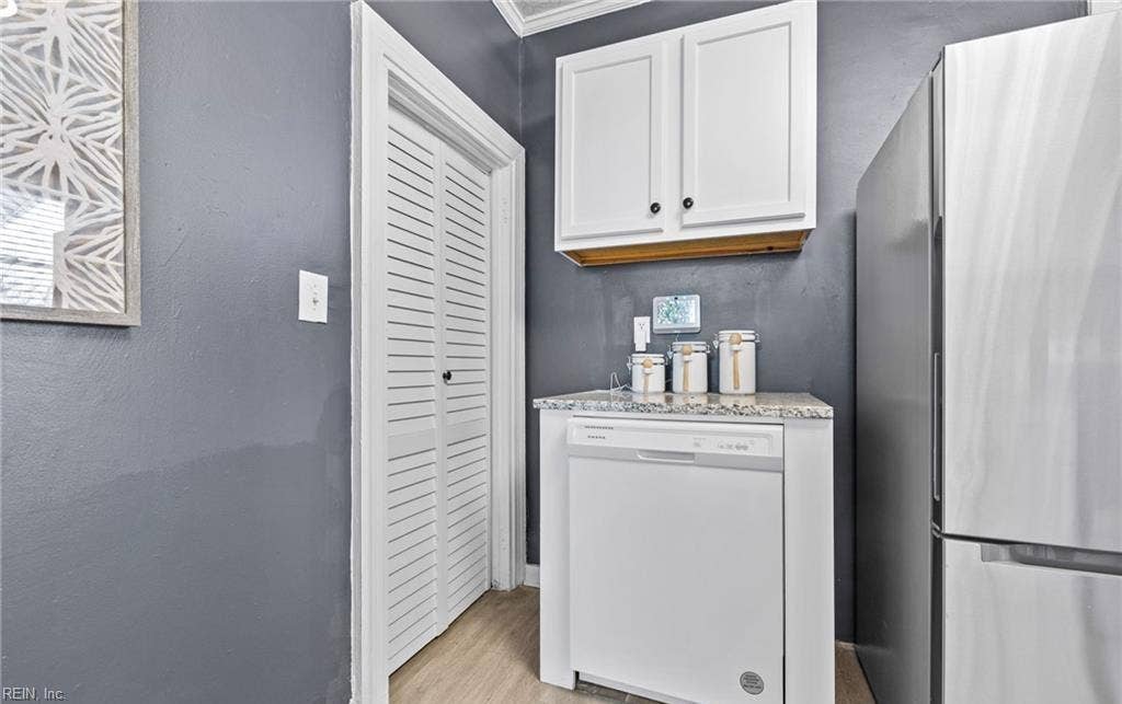 3020 Tidewater Drive, Norfolk, VA 23509 3020 Tidewater Drive, Norfolk, VA 23509