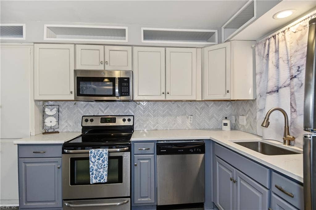 407 25th Street, #104, Beach Borough, Virginia Beach, VA 23451