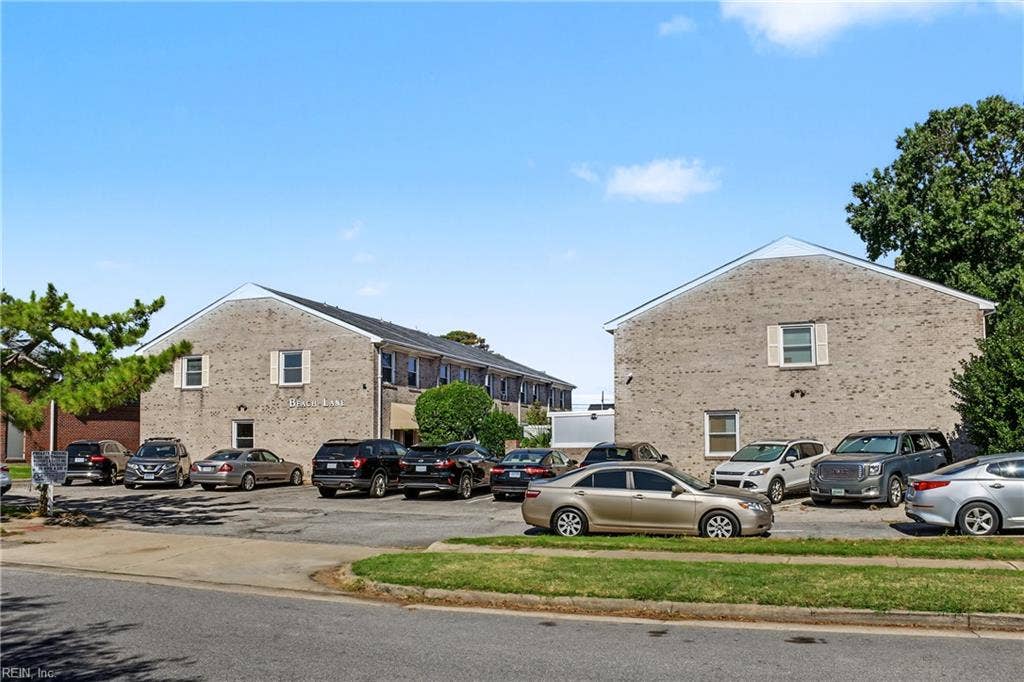 407 25th Street, #104, Beach Borough, Virginia Beach, VA 23451