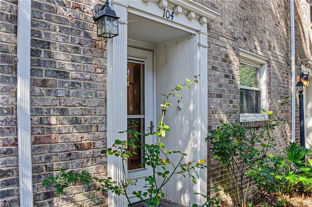 407 25th Street, #104, Beach Borough, Virginia Beach, VA 23451
