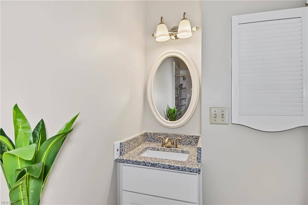 Hall Full Bath