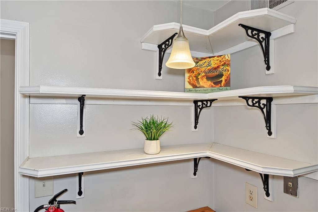 Shelving in Kitchen